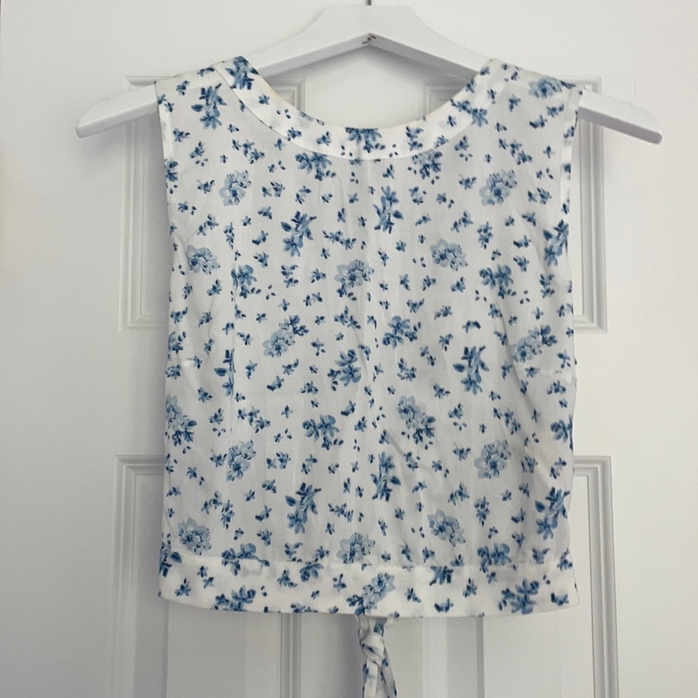 Jack Wills top